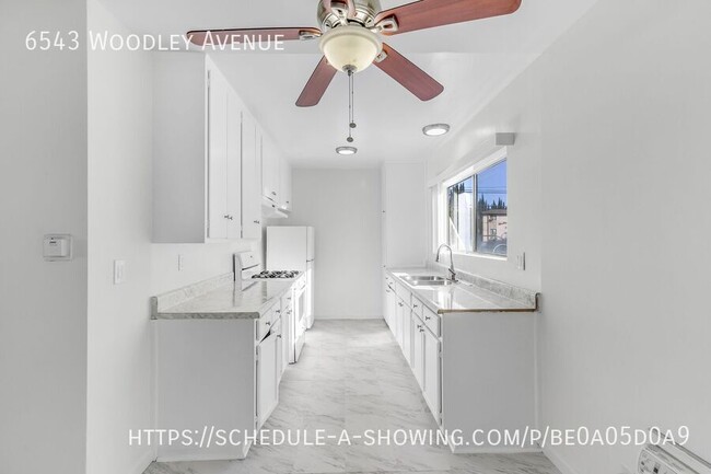 Building Photo - Newly remodeled 1 Bed + 1 Bath