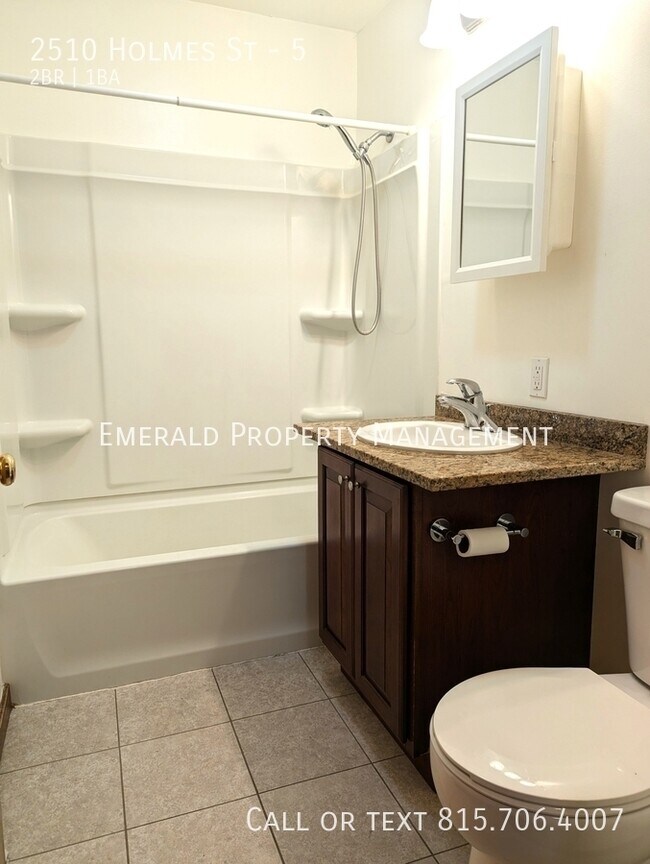 Building Photo - 2510 Holmes St