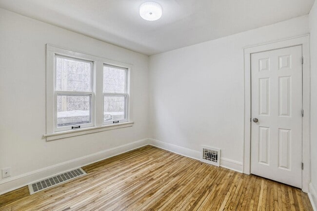 Building Photo - 3511 N 6th St