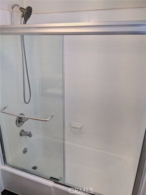 Building Photo - 11942 Darlington Ave