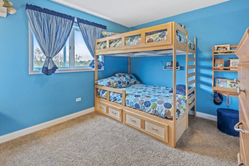 Building Photo - 16719 Paxton Ave