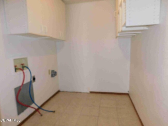 Building Photo - 11249 War Feather Dr