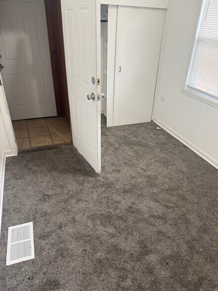 Bedroom 4 - 1155 N Keeler Ave