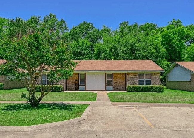 Building Photo - 501 Martin Luther King St