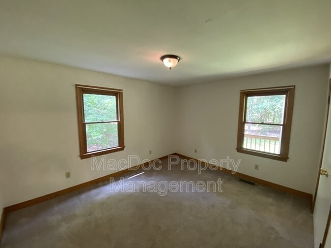 Building Photo - 28341 Edgar Rd