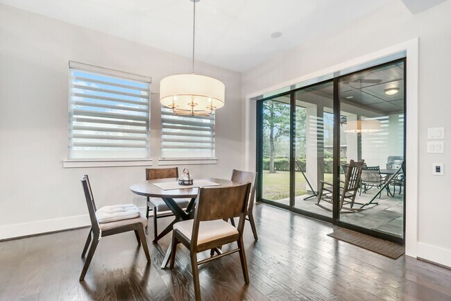 Building Photo - 139 Gildwood Pl