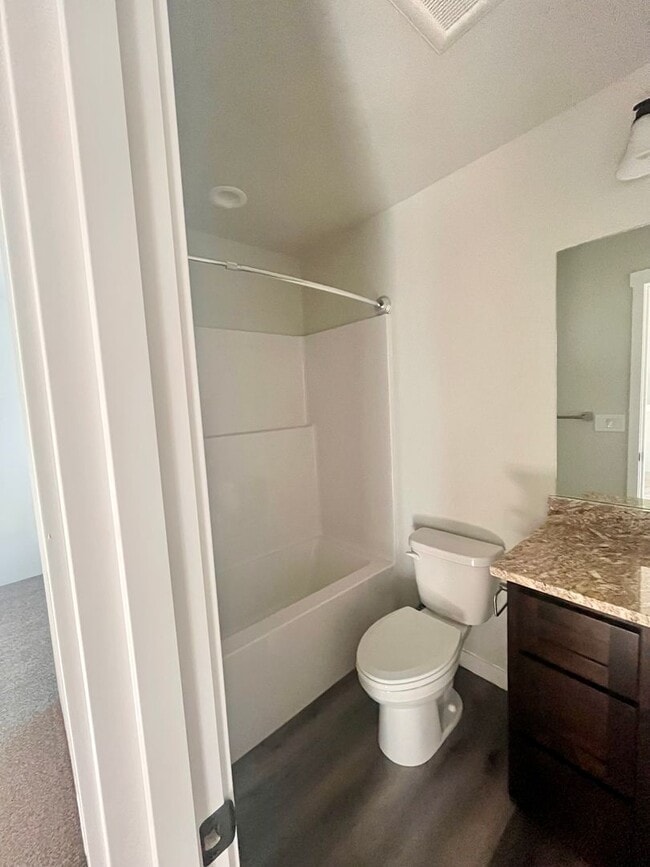 Building Photo - New Construction Medford/Central Point Area - Close to all Everything !