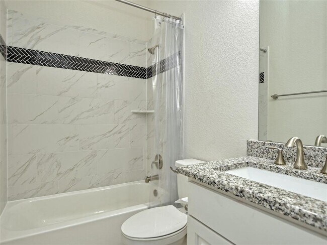 Building Photo - 9703 Bayshore Bend