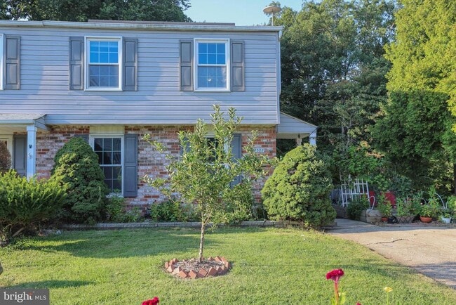 Building Photo - 4328 Hallfield Manor Dr