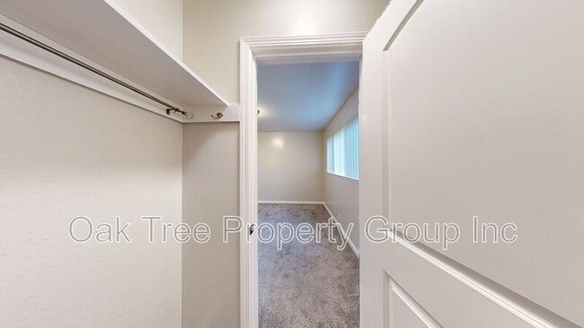 Building Photo - 2377 Downer Ave