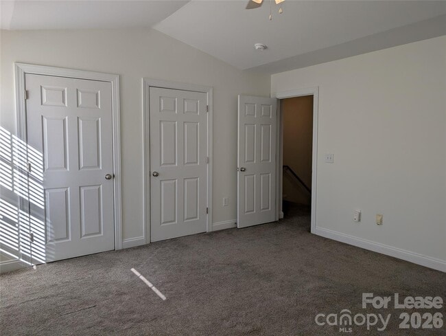 Building Photo - 2104 Sardony Ln