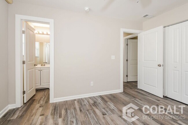 Building Photo - 3586 Jackson St