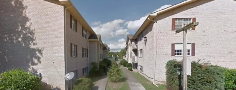 Building Photo - 18 Greenwood Dr