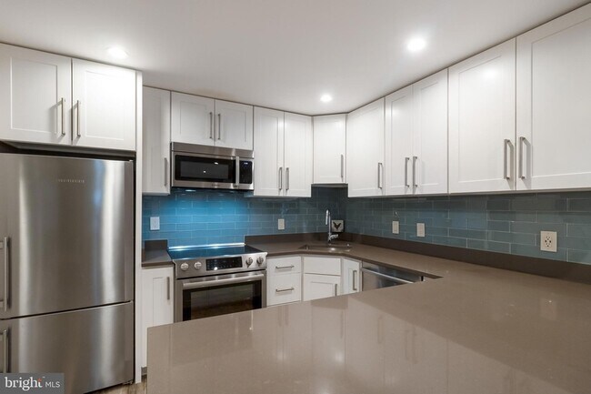 Building Photo - 4514 15th St NW