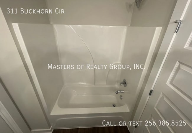 Building Photo - 311 Buckhorn Cir