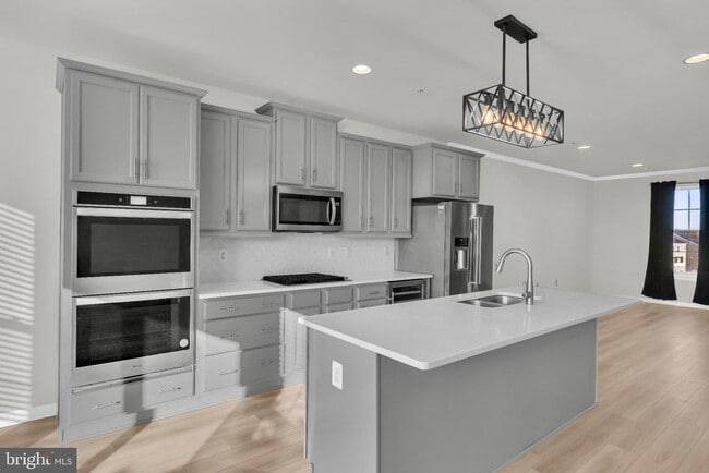 Building Photo - 1106 Overlook Wy