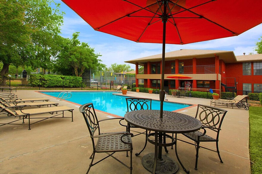 The Granite at Tuscany Hills 7771 Joe Newton St San Antonio TX 78251