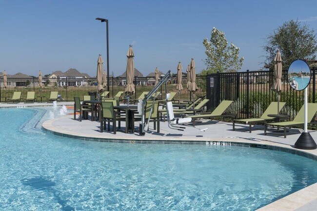 Building Photo - 32943 Turning Springs Dr