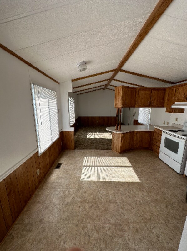 Building Photo - 24115 S Pine Springs Rd