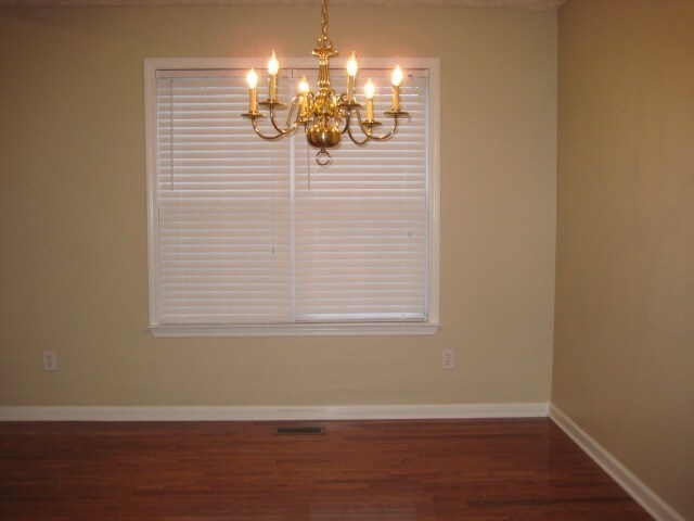 Building Photo - 804 Tunewood Ct