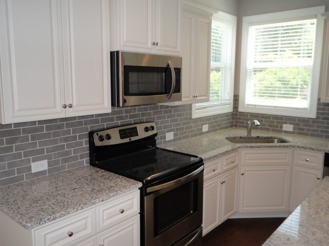 Building Photo - 108 Occidental Dr