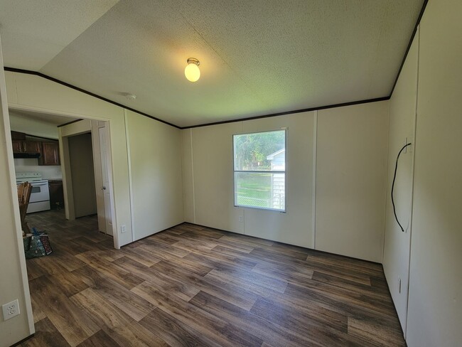 Building Photo - Rent to own