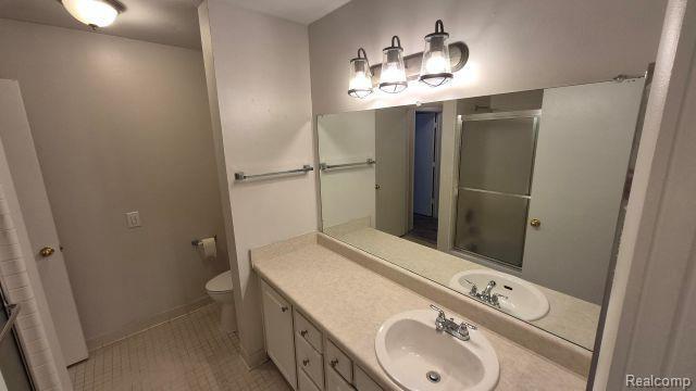 Building Photo - 16245 Roanoke St