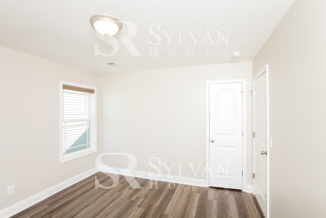 Building Photo - Life Just Got Better!