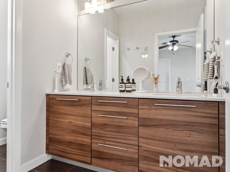 Building Photo - 3145 Vallejo St