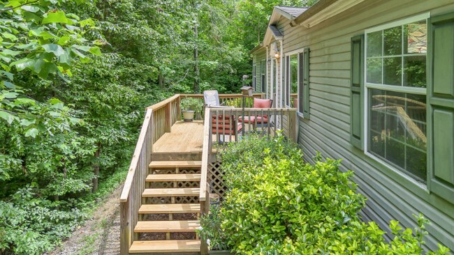 Building Photo - 625 Gunters Hill Rd