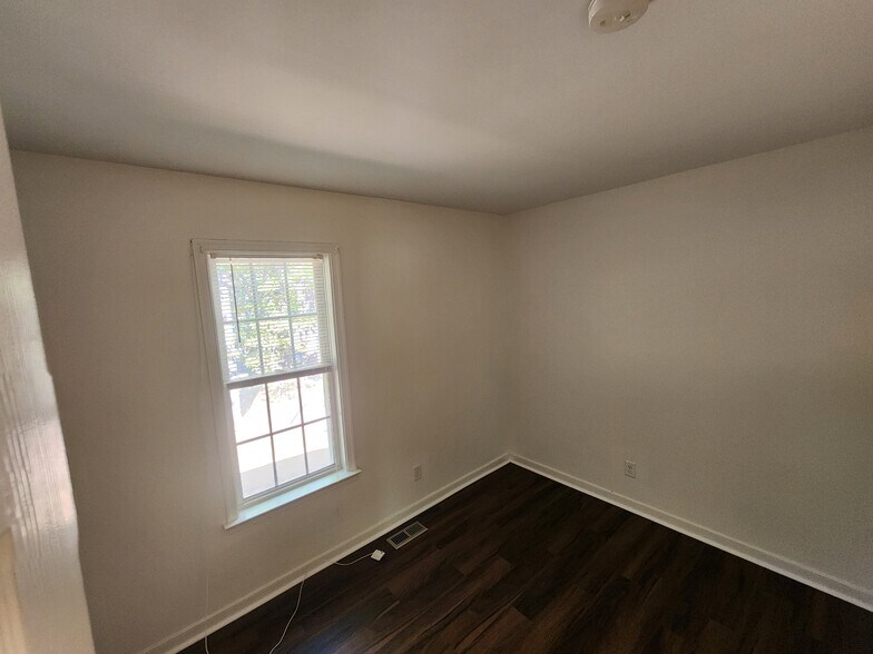 Building Photo - 12313 Beaver Hollow Ct