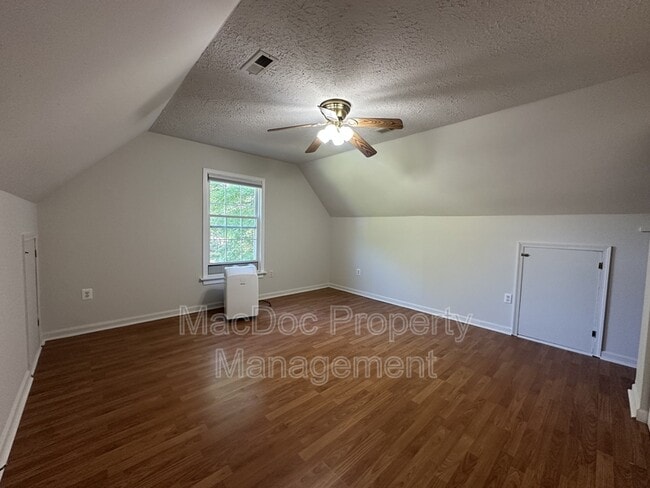 Building Photo - 12235 Pinyon Ln