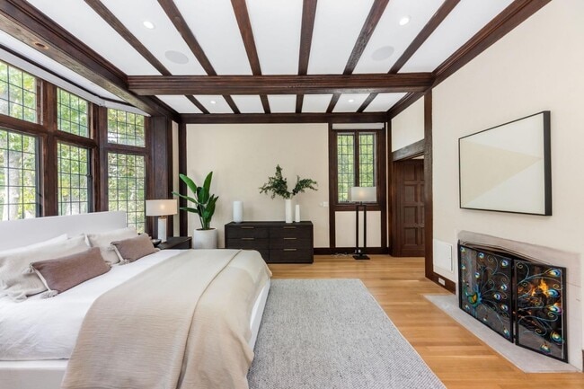 Building Photo - 85 Fagan Dr