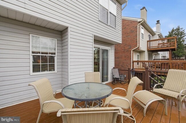 Building Photo - 1514 Long Dr Ct