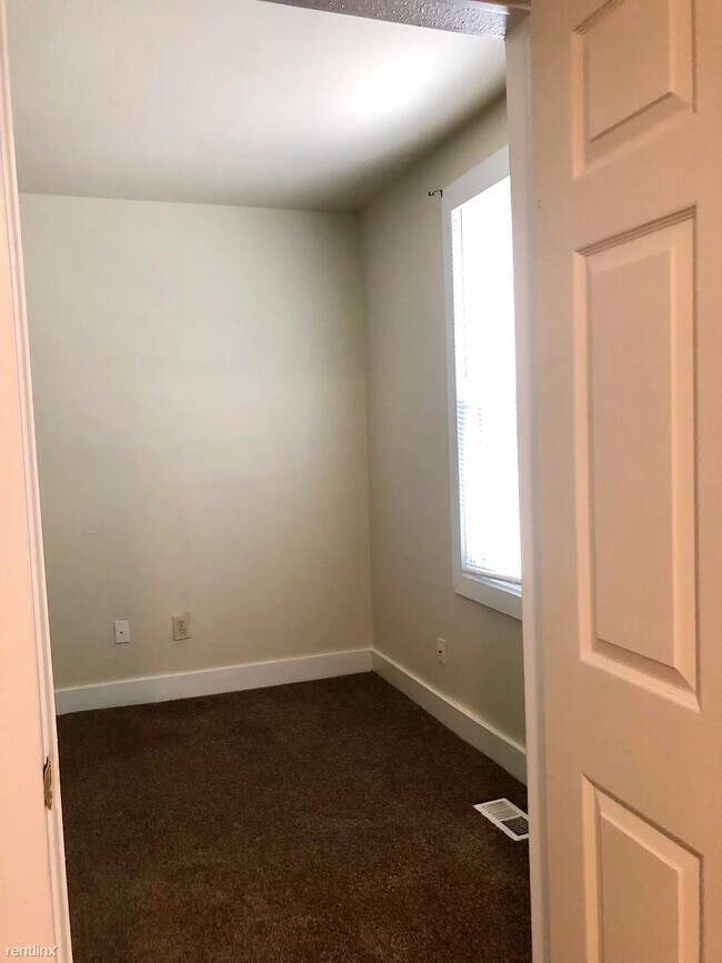 Building Photo - 2 br, 1 bath House - 117 Perrin St 117 Unit 1