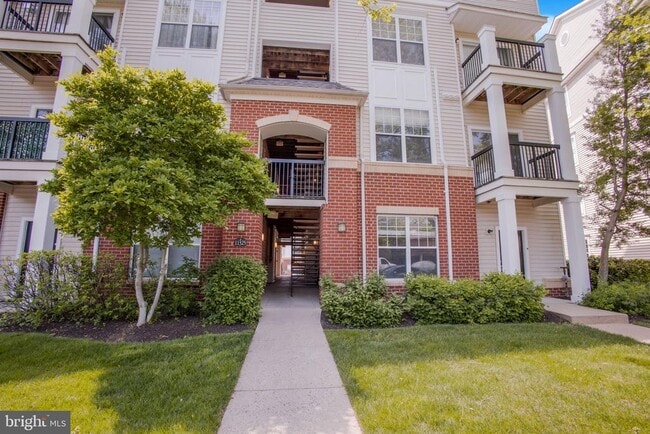 Building Photo - 11325 Aristotle Dr