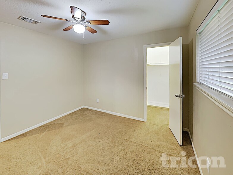Building Photo - 7506 Lemon Tree Cir