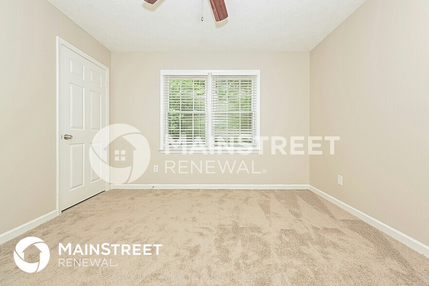 Building Photo - 295 Greenfield Cir