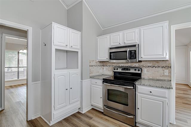 Building Photo - 6103 Twinhill Dr