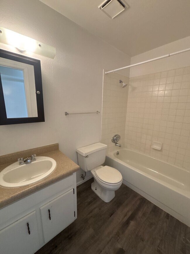 Building Photo - 5540 Bowden Loop