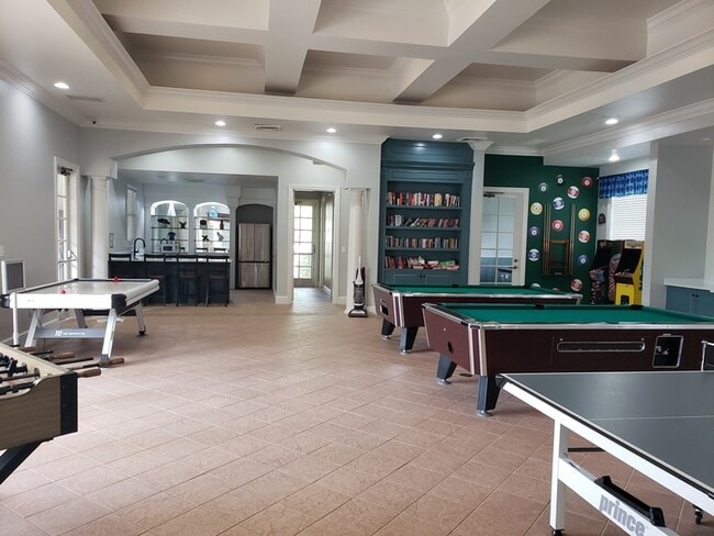 Building Photo - Great 2 Bed 1 Bath Ground floor condo in Legacy Dunes Kissimmee, FL $1599