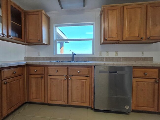 Building Photo - 14412 Graef Rd