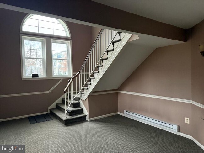 Building Photo - 12926 Grays Pointe Rd