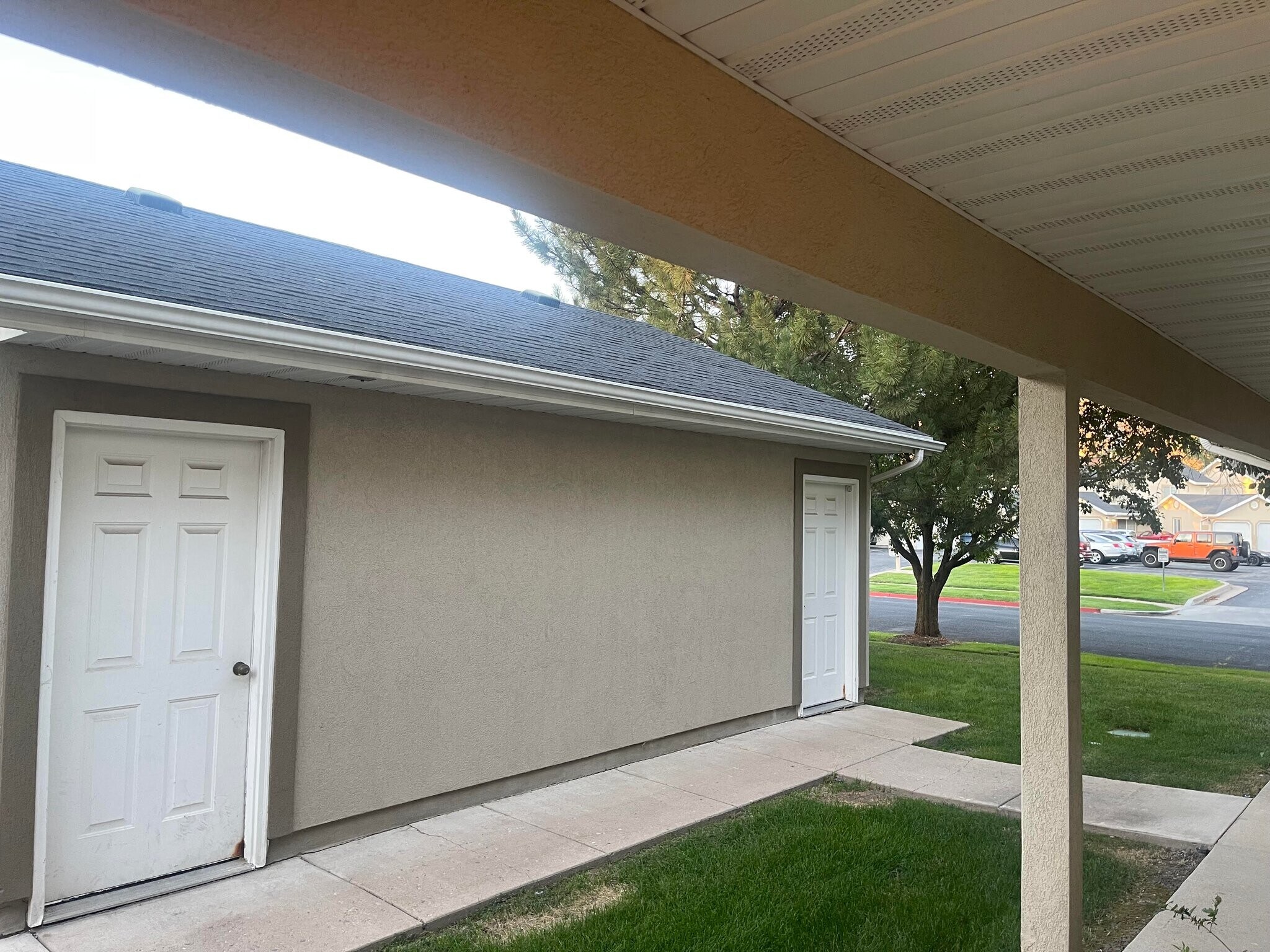 Building Photo - 1545 Talon Dr