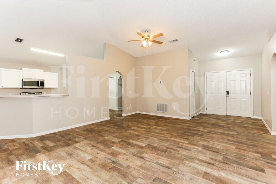 Building Photo - 2683 Cobblestone Forest Cir E