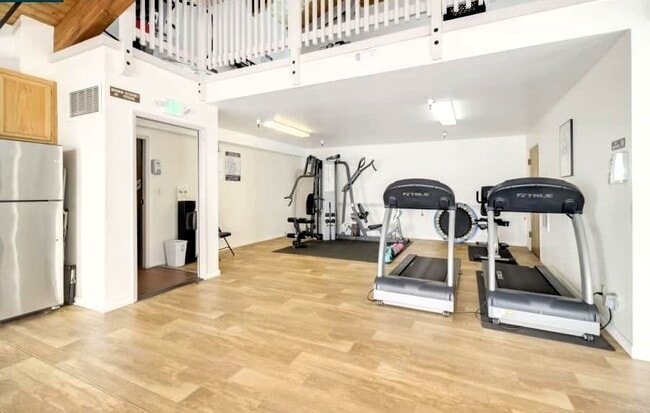 Building Photo - 1400 Carpentier St