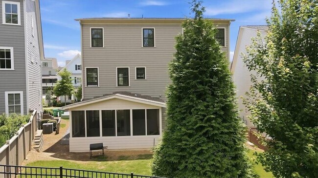 Building Photo - 262 Dawson Dr
