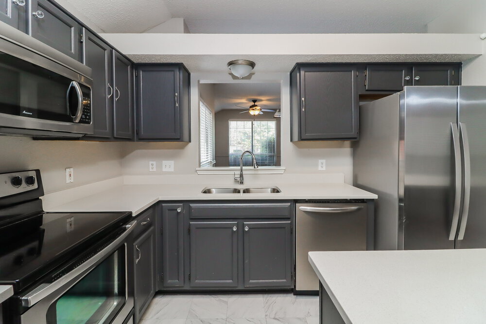 Building Photo - 208 Rosewood Ln