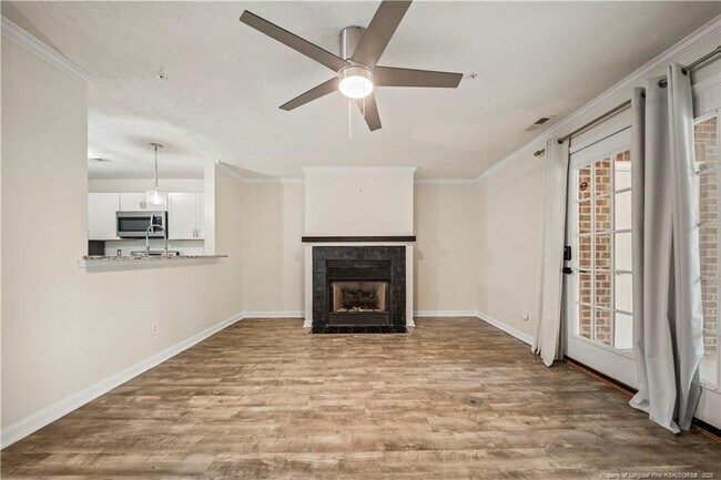 Building Photo - 380 Bubble Creek Ct