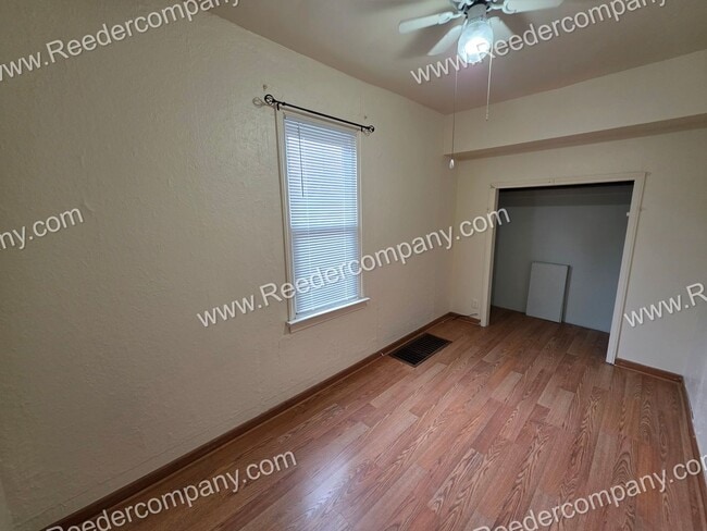 Building Photo - Spacious 3 bedroom 1 bathroom house in Hammond
